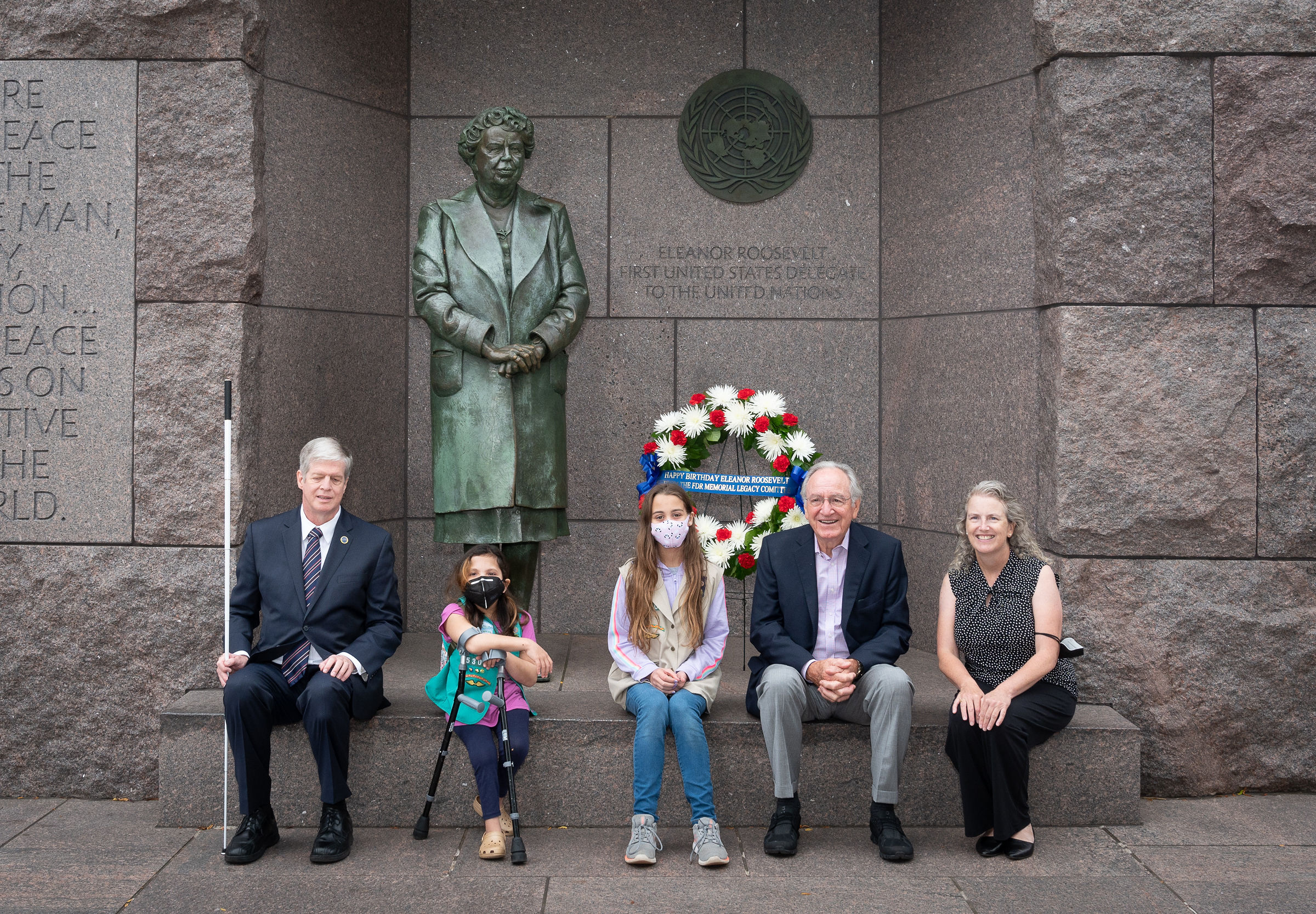 Pictured from left to right: Dr. Kirk Adams, President and CEO of the American Foundation for the Blind (AFB), Ari Paz Pasa, Girl Scout Troop 4720, Eva Lake, Girl Scout Troop 4720, U.S. Senator (Ret) Tom Harkin and Mary Dolan, Co-Founder and Executive Director of the FDR Memorial Legacy Committee commemorate Eleanor Roosevelt’s human rights legacy and birthday at the first-ever wreath-laying in her honor at the FDR Memorial in Washington, D.C.